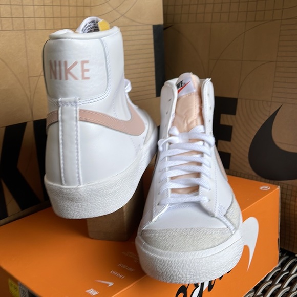 Nike W Blazer Mid ` 77 White / Pink Oxford - Black MEN`S - Picture 10 of 16